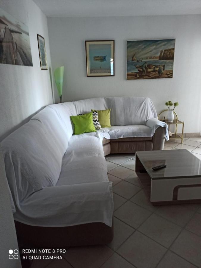 Apartman Robertino 1966 Макарска Екстериор снимка